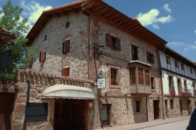 Hostal Casa Masip Ezcaray Exterior photo